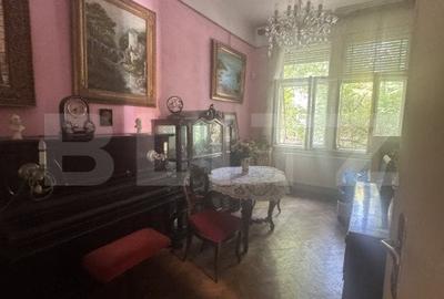 Apartamet 5 camere, 140 mp, terasa 60 mp, zona Balcescu