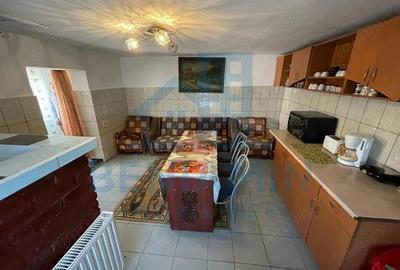 Casă cu 3 camere cu Teren 936 Mp în Plaiul Vulcanești - 3