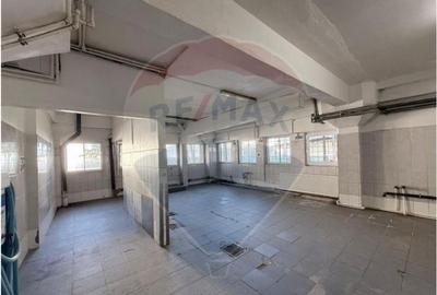 Spa?iu industrial-220 mp cu rampa ?i parcare-zona Ora?... - 9
