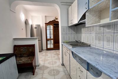 Apartament cu 2 camere decomandat în Galata - 13