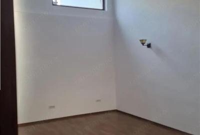 Casă cu Teren 148 Mp în Vlădești - 5