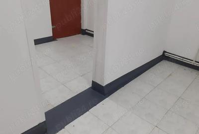 Spa?iu Comercial - zona Gara Bacau - 2