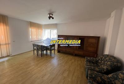 Apartament cu 3 camere decomandat, mobilat în Central - 9