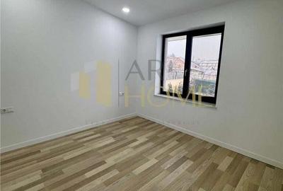 Vanzare casa 4 camere plus garaj, in Paulesti, zona cu priveliste la padure. - 2