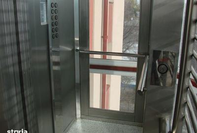 Spațiu comercial, de 540 mp, în Regie - 2
