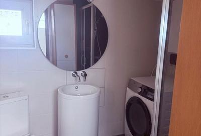 Apartament cu 2 camere decomandat în Central - 8
