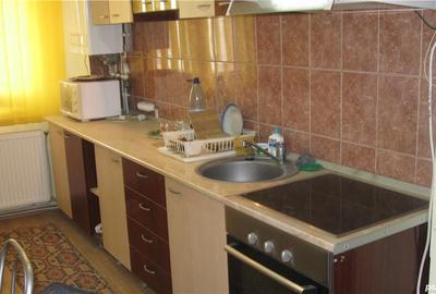 Apartament cu 3 camere decomandat în Câmpia Turzii - 14