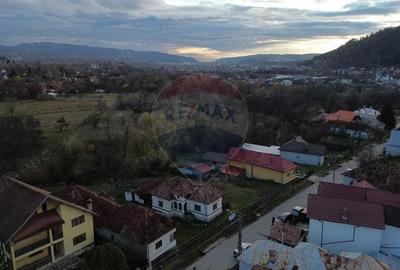 Casă cu Teren 647 Mp în Lerești - 6