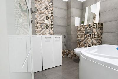 Apartament cu 3 camere semidecomandat în Pârneava - 5