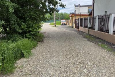 Casă individuală cu 8 camere cu Canalizare în Central - 19