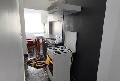 Garsonieră decomandată în Central - 7