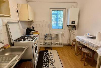 Apartament cu 3 camere decomandat în Gară - 4