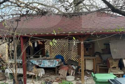 Casă cu 3 camere cu Teren 600 Mp în Central - 2