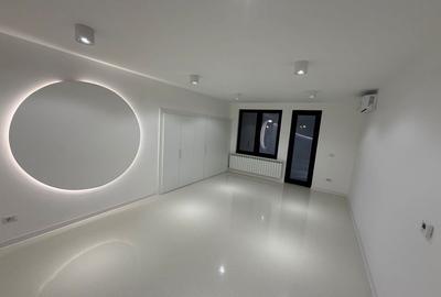 Spațiu comercial, de 270 mp, în Central - 1