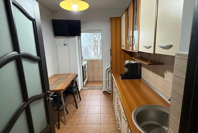 Apartament cu 3 camere decomandat în Km 4-5 - 9