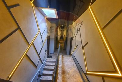 Vanzare Apartament cu 3 camere lux cu vedere la lac in zona Tomis Nord - 2