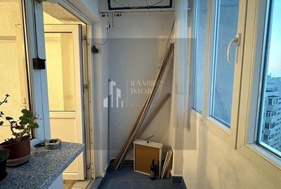 Apartament cu 3 camere decomandat în Apărătorii Patriei - 11