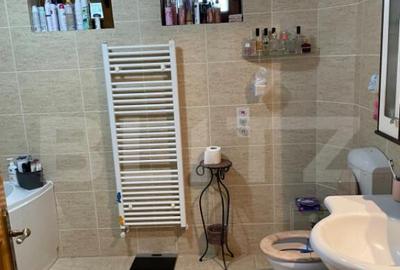 Casă cu 7 camere cu Teren 316 Mp în Central - 15