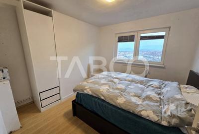 Apartament decomandat 3 camere balcon pivnita lift Vasile Aaron Sibiu - 4