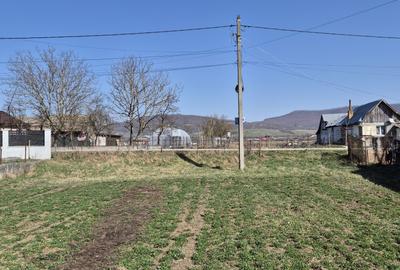 Teren de 2700 mp, în Exterior Vest - 3