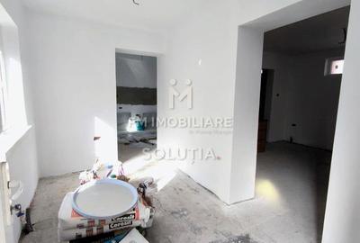 Casă cu 3 camere cu Teren 400 Mp în Central - 6