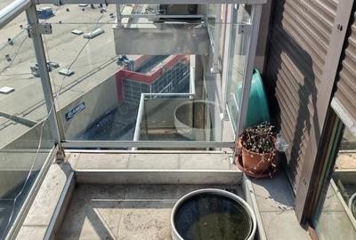 Apartament cu 2 camere decomandat în Titan