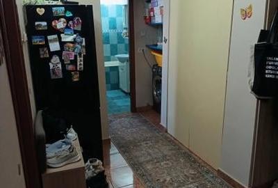 Apartament 2 camere , decomandat , zona Dacia - 3