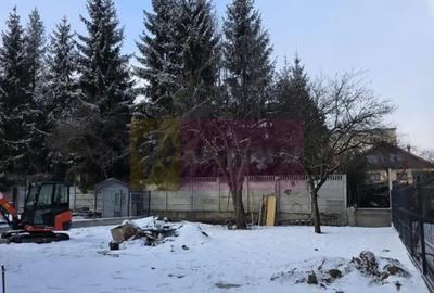 Casă cu 6 camere cu Teren 573 Mp în Central - 17