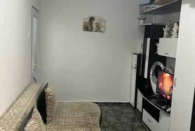 Apartament de vanzare - 3
