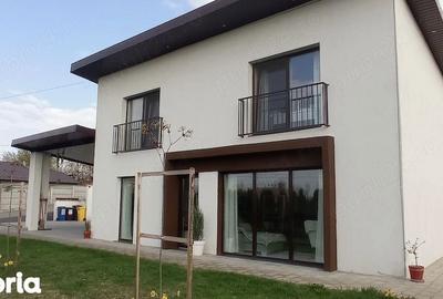 Casă cu 5 camere cu Teren 772 Mp în Ciugud
