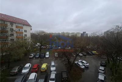 Apartament cu 2 camere decomandat în Morarilor