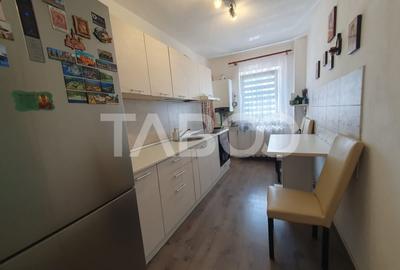 Apartament 2 camere decomandat Bulevardu Unirii la cheie finisat 52 mp - 1