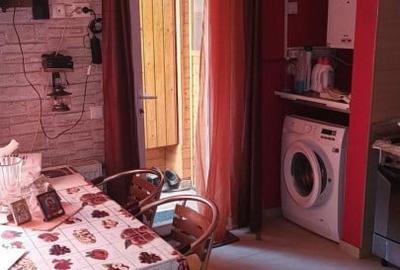 Duplex cu 4 camere cu Canalizare în Florești - 2