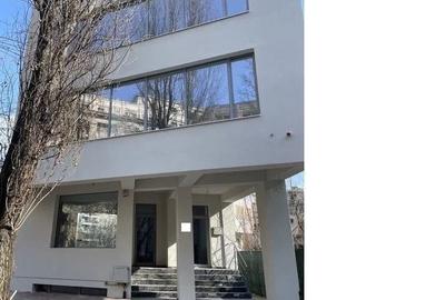 Spațiu comercial, de 480 mp, în Unirii - 3