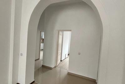 Apartament cu 5 camere nedecomandat în Pianu - 8