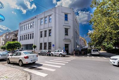 Cladire ultracentrala de vanzare Bulevardul Decebal Co... - 1