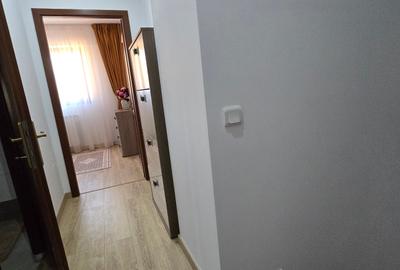 Apartament cu 3 camere decomandat, mobilat în Est - 11