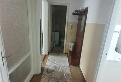 Apartament 2 camere decomandat etajul 1 Tractorul - 7