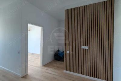 Apartament cu 3 camere semidecomandat în Central - 6