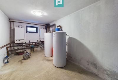 Vilă spațioasă cu 8 camere, Grădiște - 33