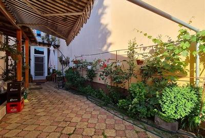 Pe incantare florala, casa cu 5 camere, curte individuala - Central, Brasov - 34