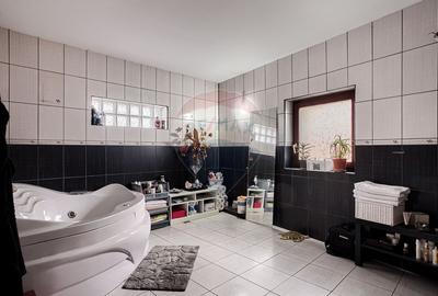 Vila cu 6 camere de vanzare in Zimandcuz/Arad - 15