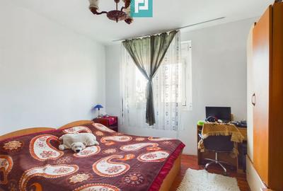 Casă cu 5 camere cu Teren 3950 Mp în Dorobanți - 3