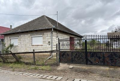 Casă cu 2 camere în Tarcea - 1