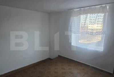 Casă cu 2 camere cu Teren 2500 Mp în Central - 9