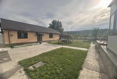 Casă cu 2 camere cu Teren 840 Mp în Brănești - 2