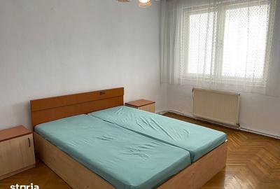 Apartament cu 4 camere decomandat în Central - 14
