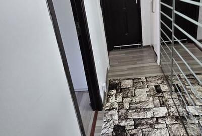 Apartament cu 3 camere decomandat în Micro 3 - 17