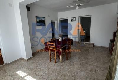 Casă 2015 - 4 dormitoare, 2 băi, 2 bucătării - 37