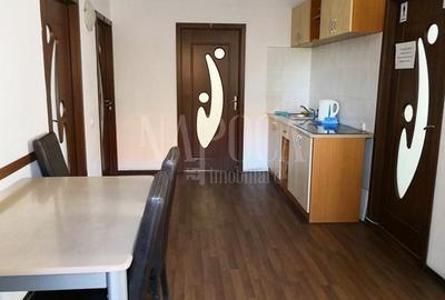 Casă individuală cu 8 camere cu Canalizare în Central - 5